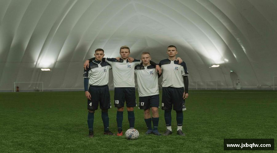 k1体育十年品牌值得信赖入口零时差直击，感受赛场魅力！🎯